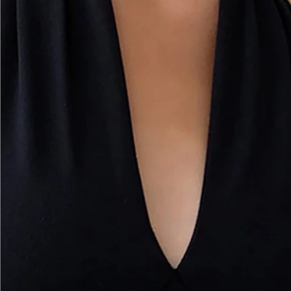 New with tags, v neck halter top - Picture 3 of 6